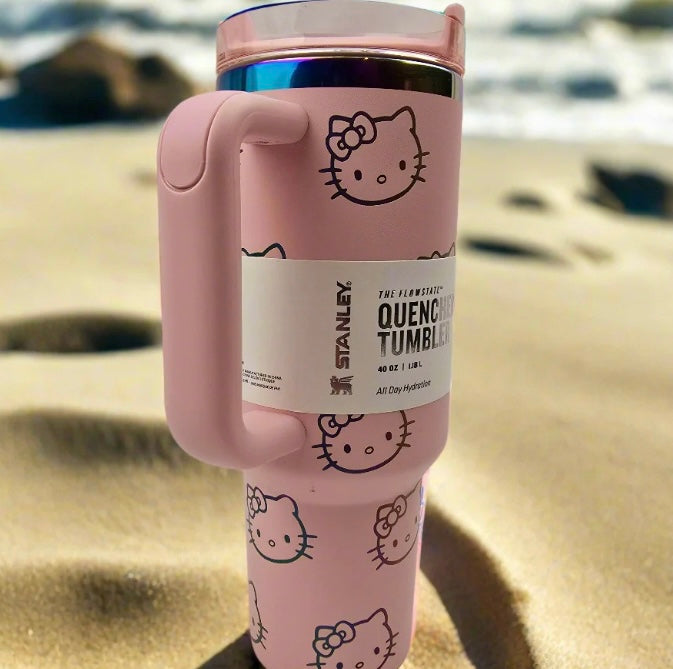 Hello-Kitty Stanley  MivelsMondo