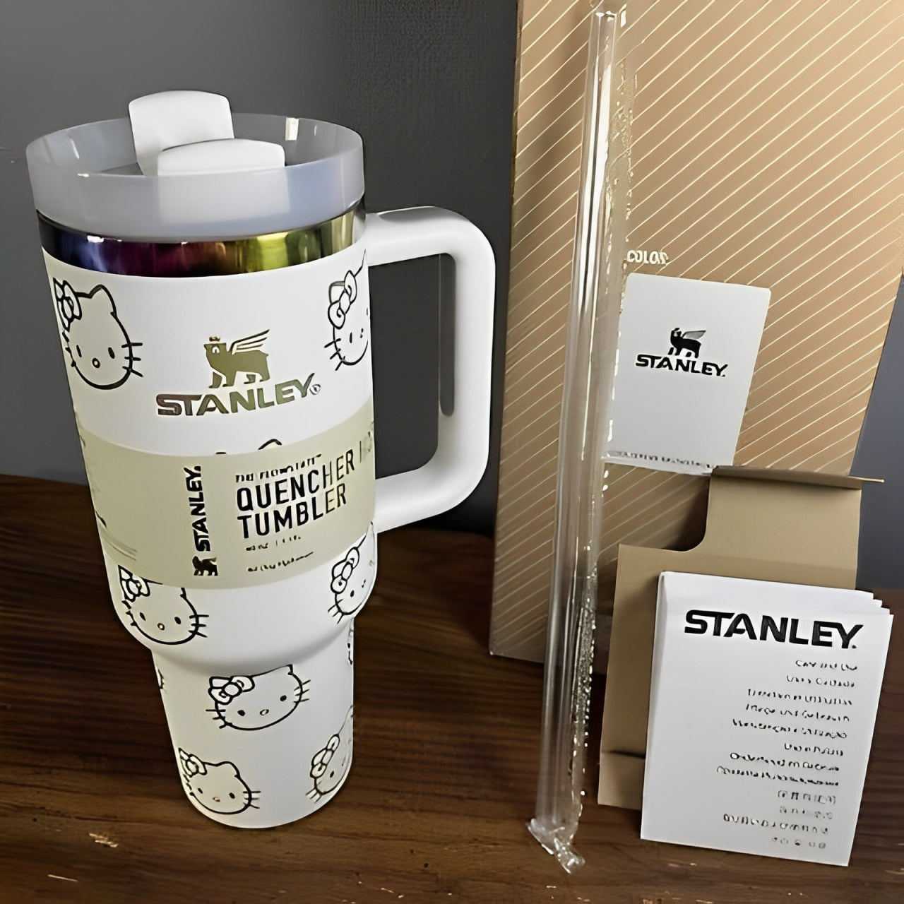 Hello-Kitty Stanley